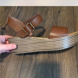 Malibu blow fish Brown and tan Wedge Sandals